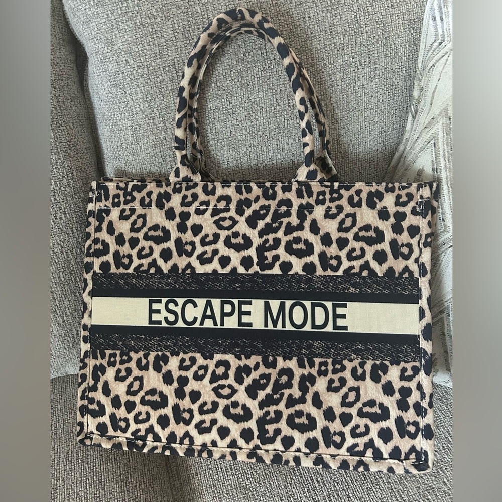 New Escape Mode Leopard Print Canvas Tote Bag - image 2
